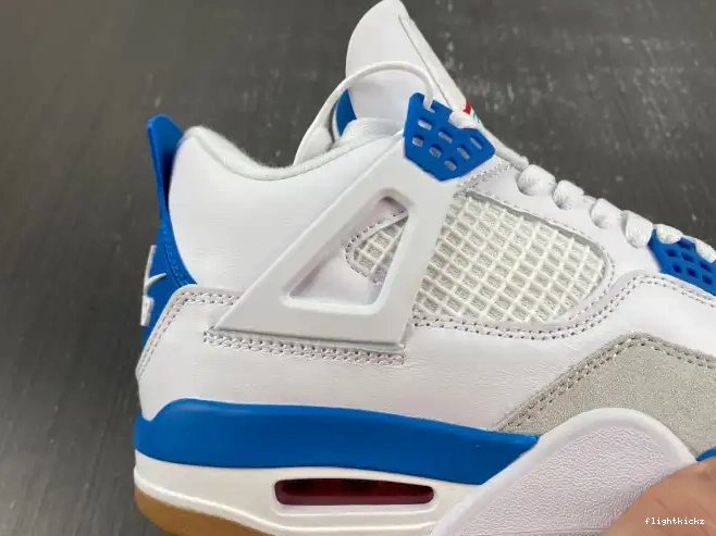 Jordan 4 Retro SB DR5415-104 0516